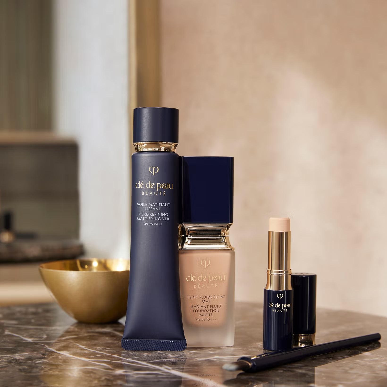 CPB Clé de Peau Beauté Pore Refining Mattifying Veil 35ml