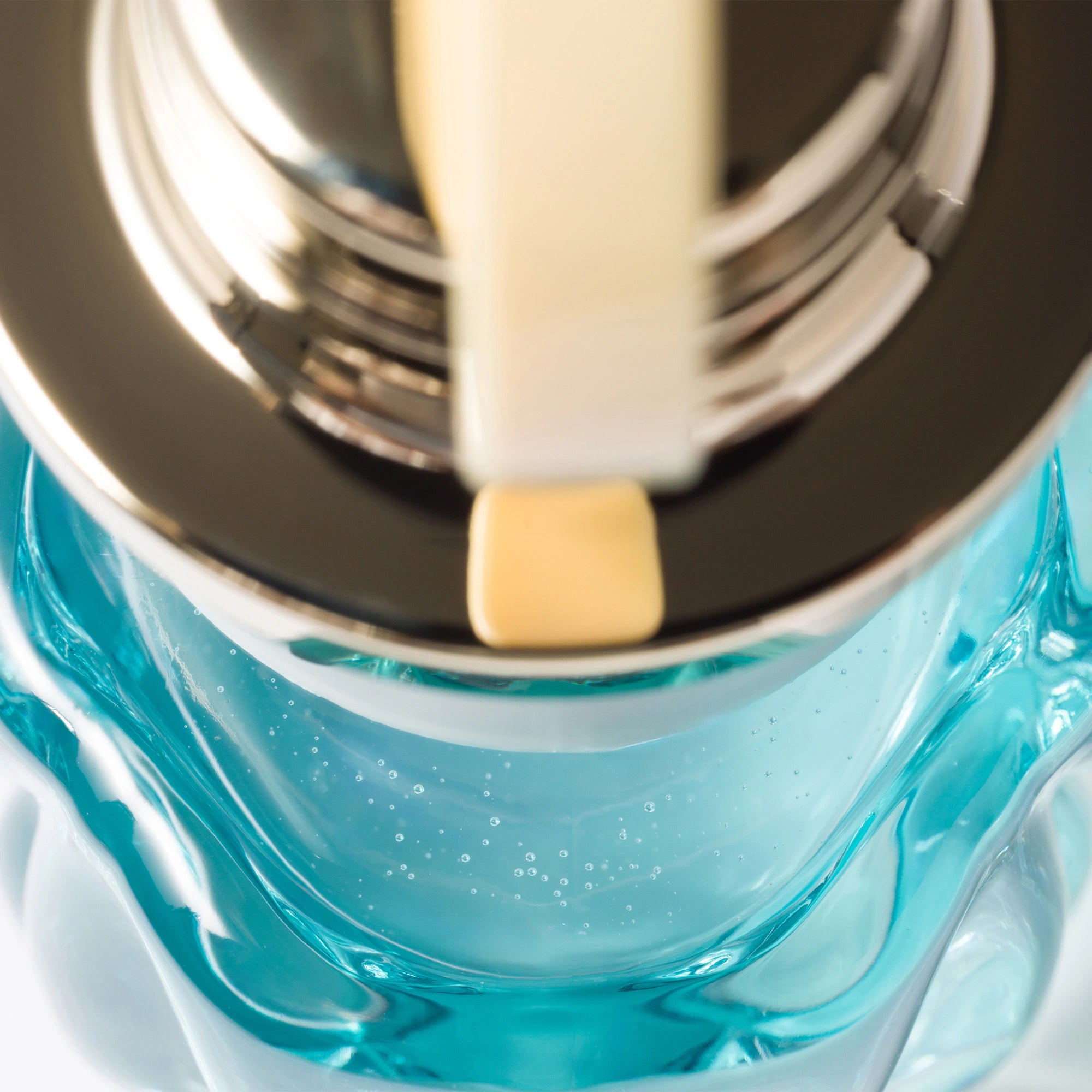 Miu Miu L'Eau Bleue Eau de Parfum 50ml/100ml