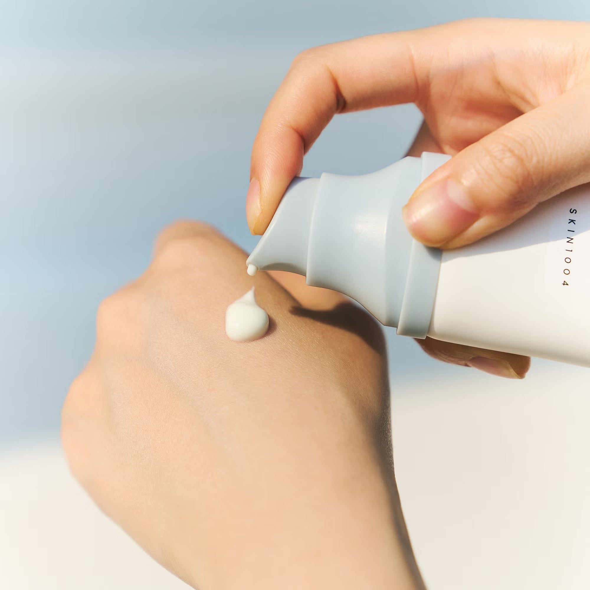 Skin1004 Madagascar Centella Hyalu-Cica Water-Fit Sun Serum is a lightweight SPF50+ 50ml