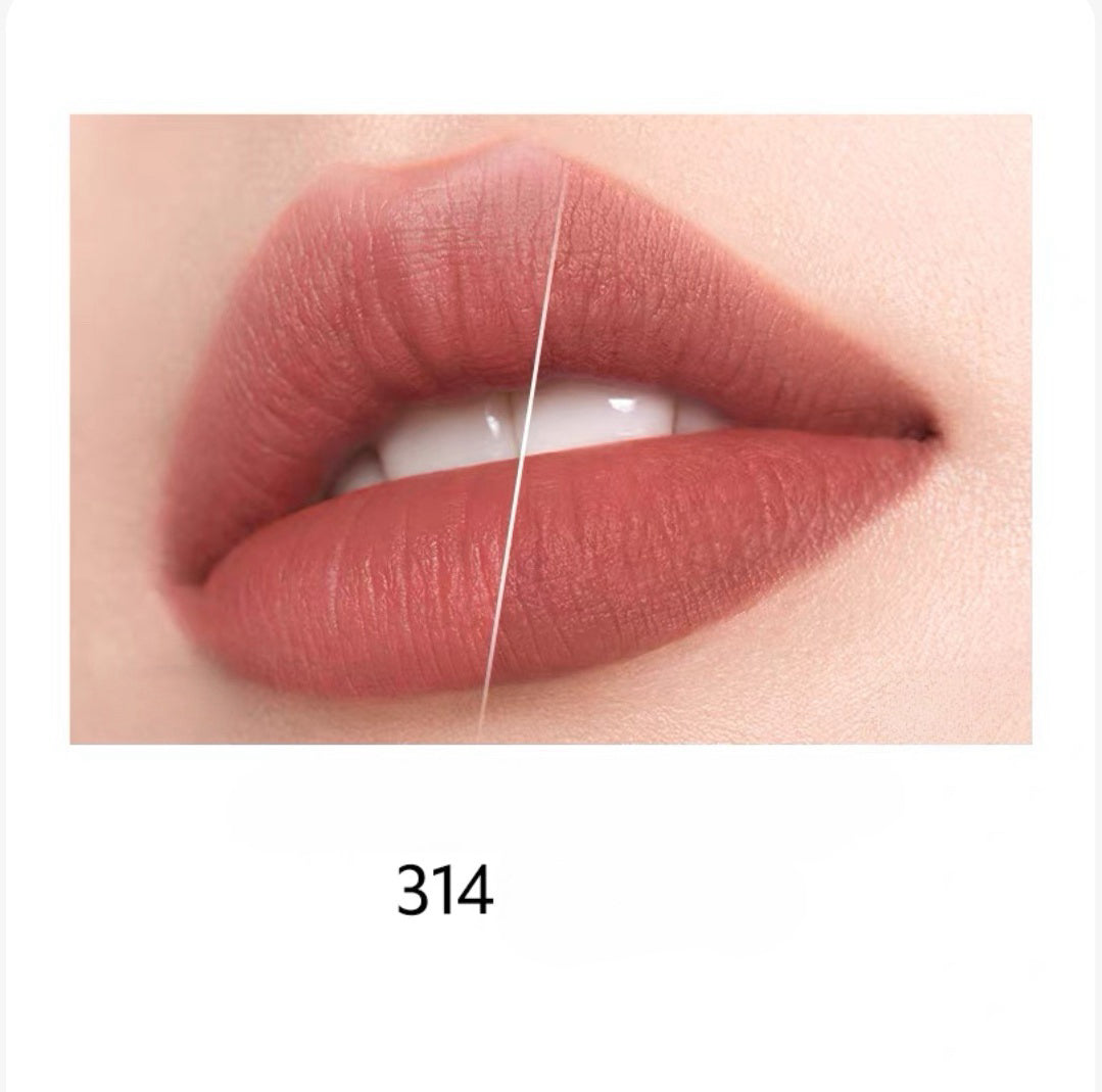 YSL Yves Saint Laurent Rouge Pur Couture The Slim Lipsitck 2.2g